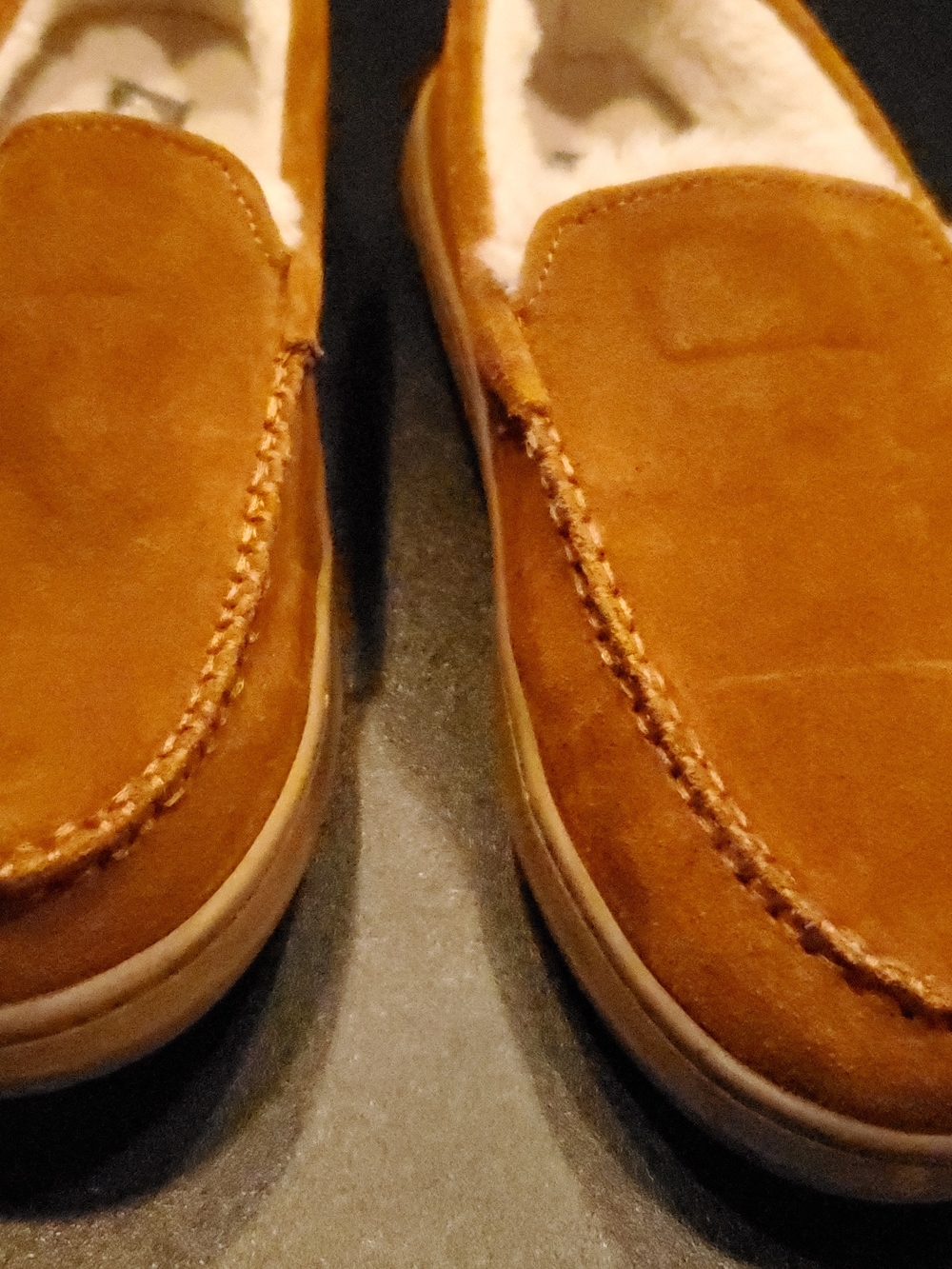 Eddie Bauer Men's Tan Suede Slip-On Loafers Size 8-9